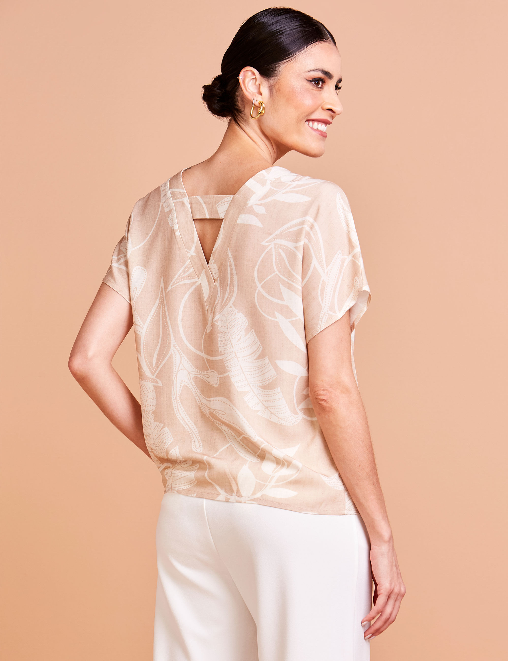 Blusa-Morcego-Ortiz-Bege---4