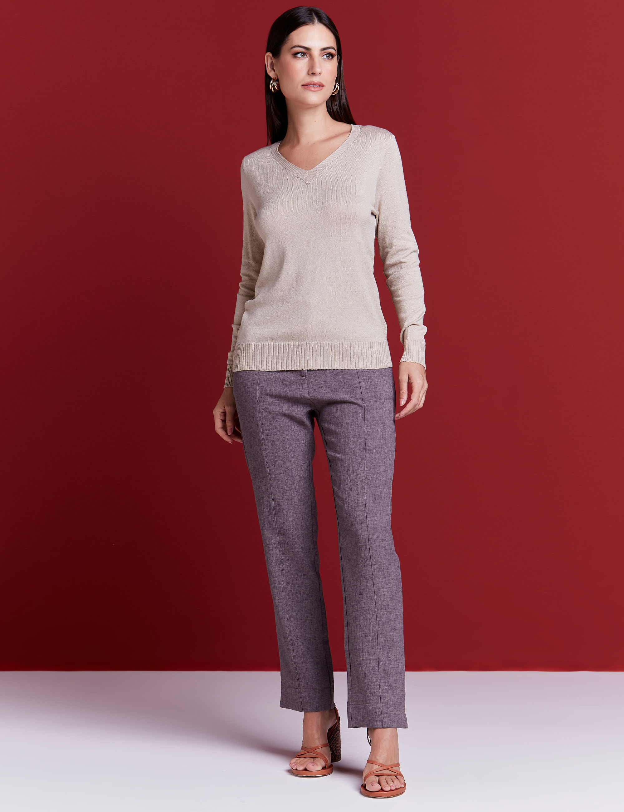 Blusa-Basica-Decote-V-Bege---2