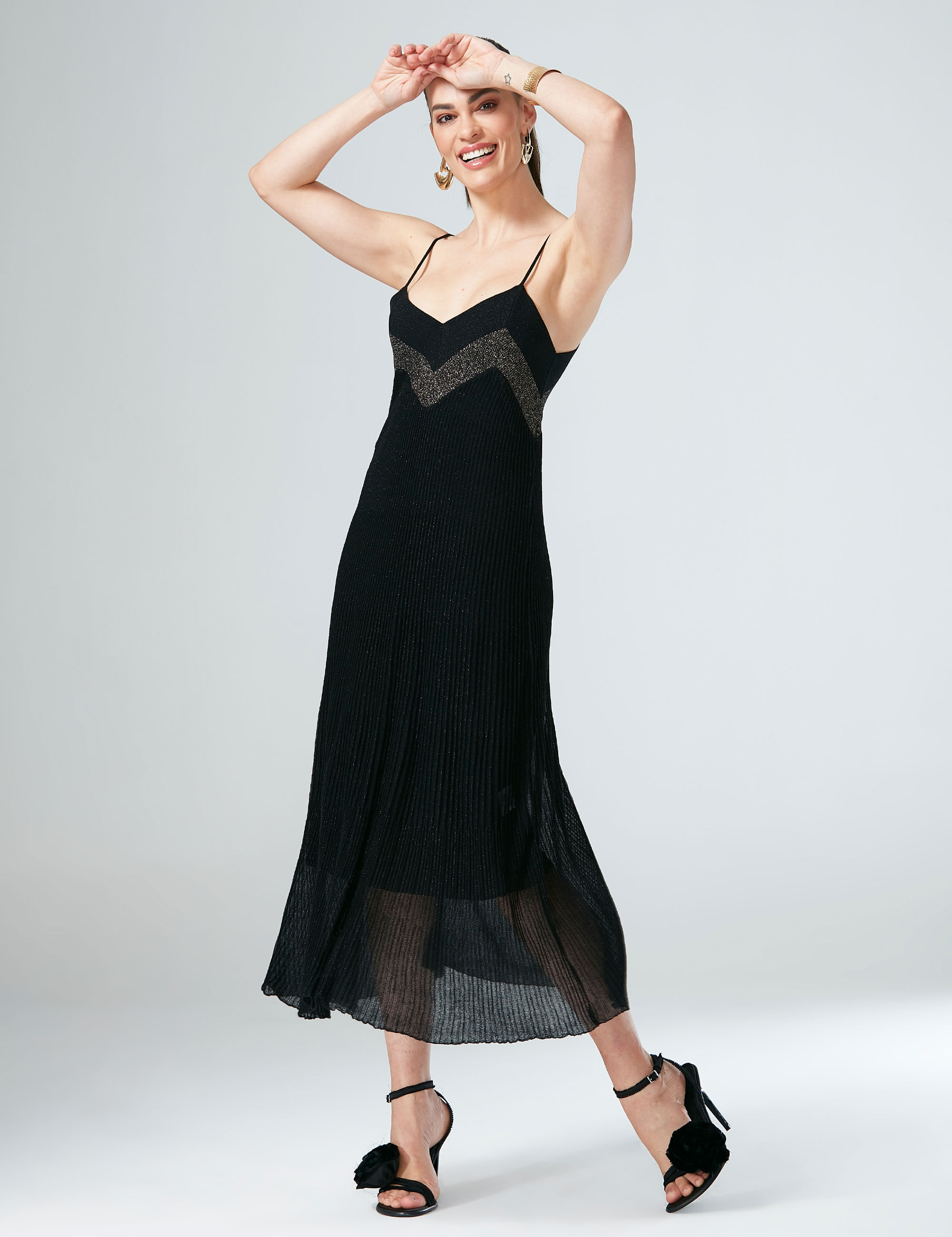 Vestido-Mini-Plissado-Preto---1