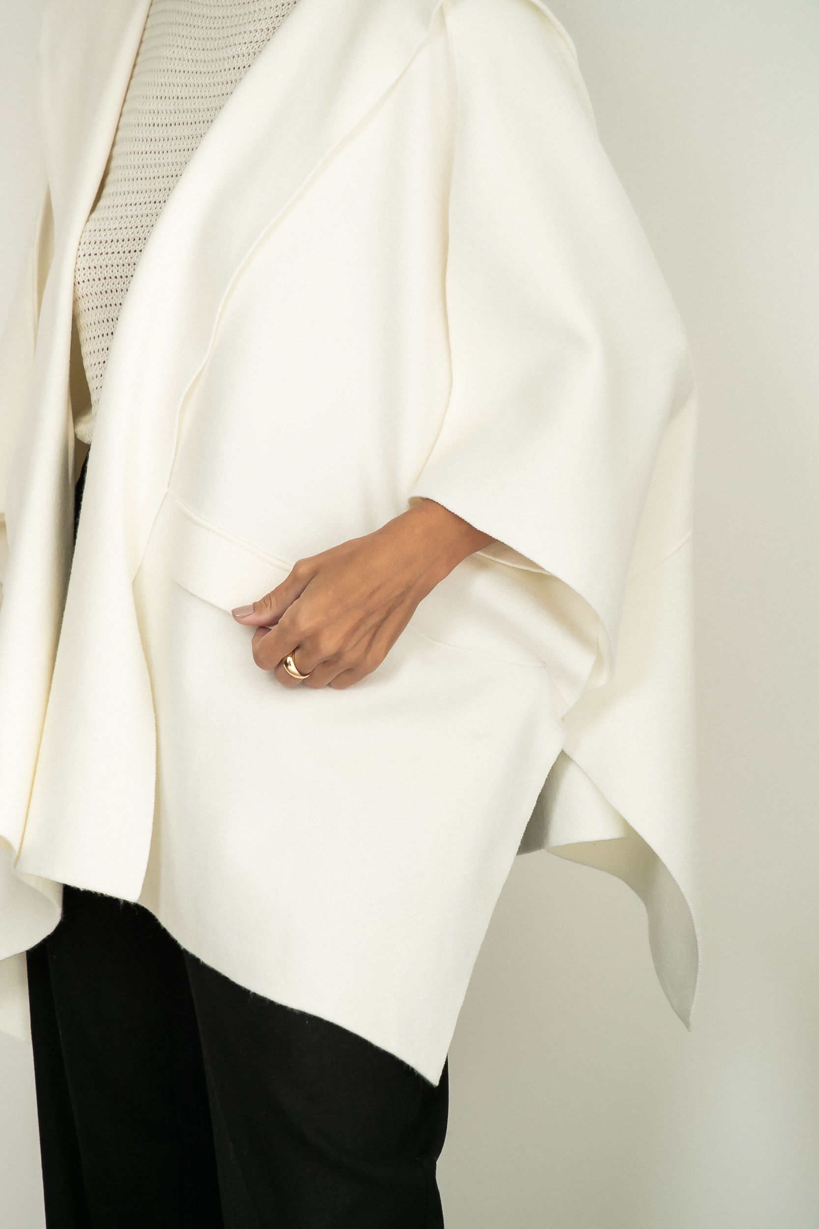 Capa-Tricot-Capuz-Off-White