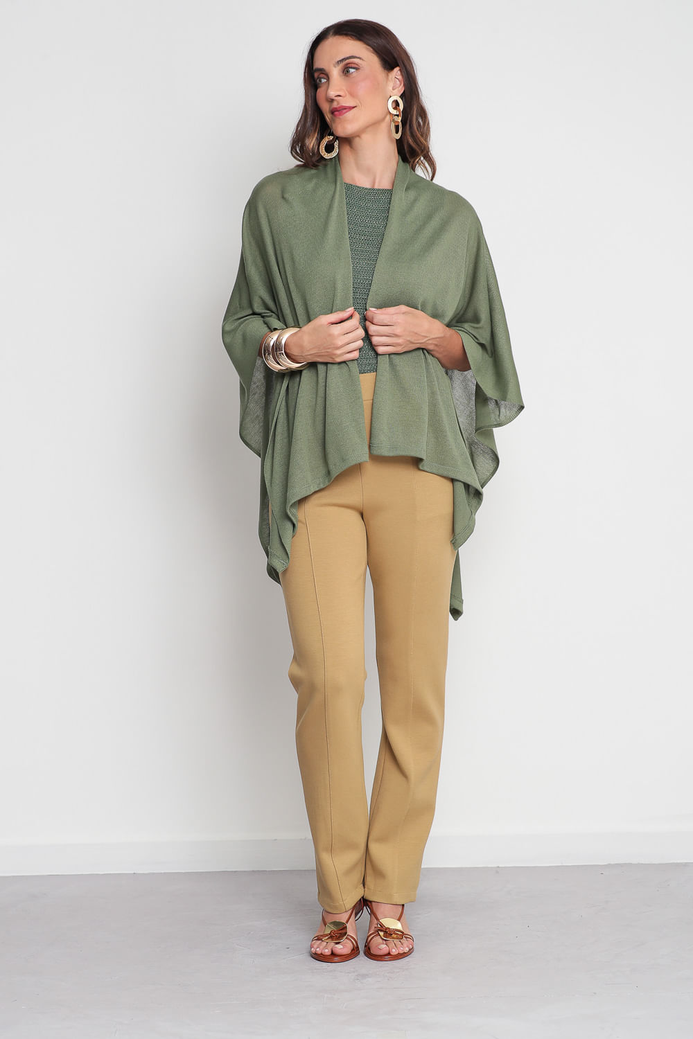Capa-Lisa-Tricot-Verde