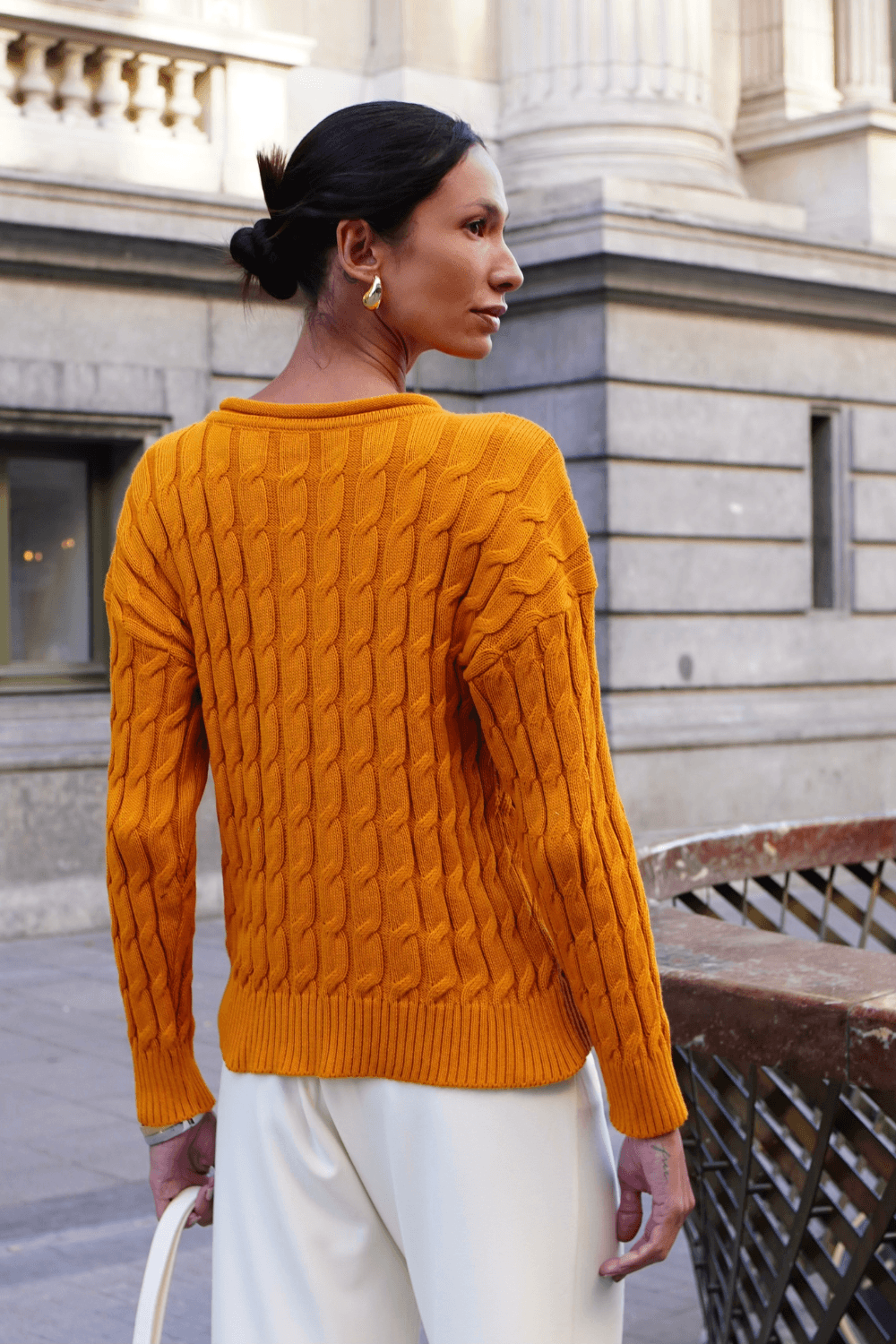 Blusa-Tricot-Cadenas-Mostarda