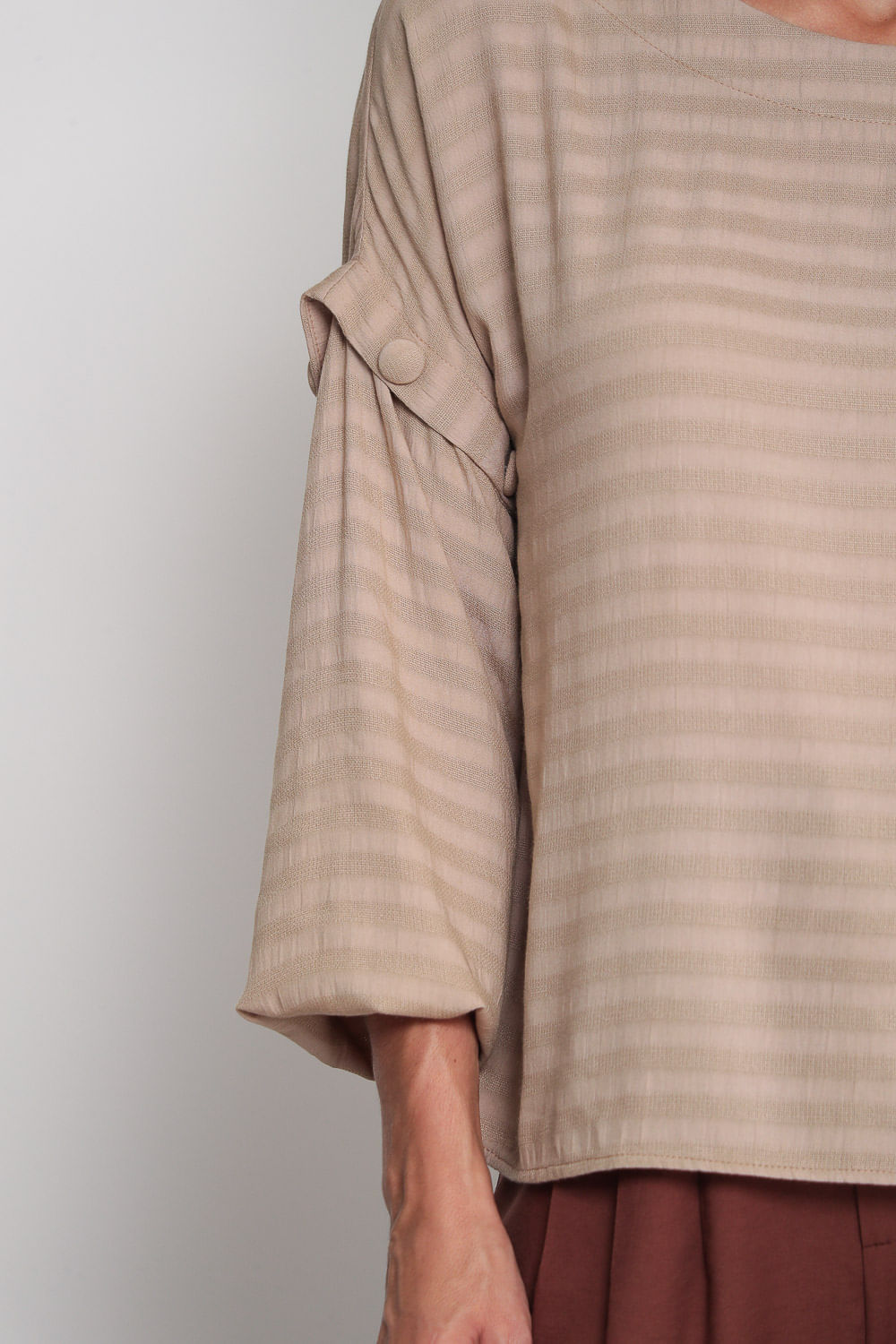 Blusa-Brigitte-Bege